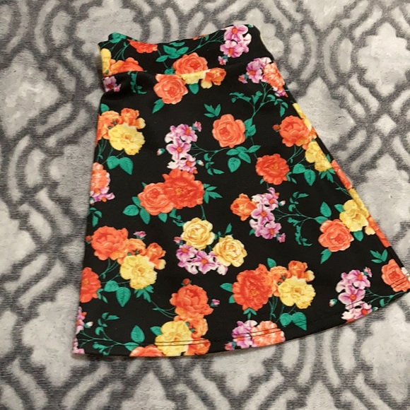 Floral Skirt - Picture 3 of 3